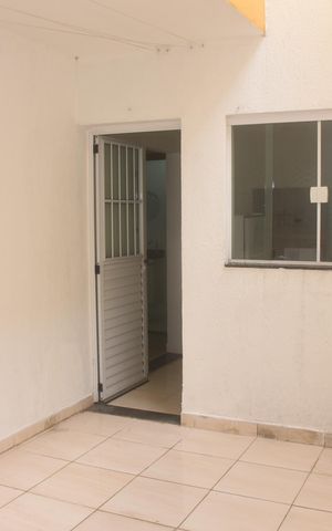 Casa de condomínio para alugar com 80m², 2 quartos e 2 vagasQuintal e lavanderia