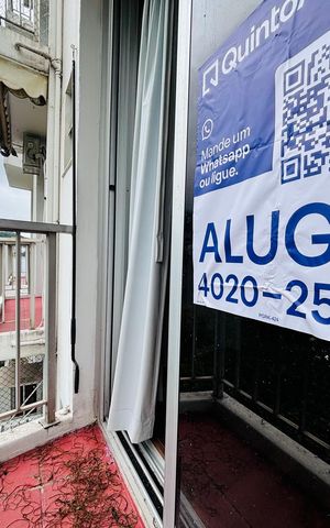 Apartamento para alugar com 102m², 3 quartos e 1 vaga