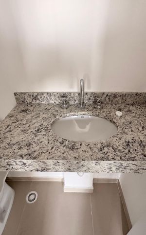 Apartamento à venda com 44m², 2 quartos e sem vaga Apartamento à venda com 44m², 2 quartos e sem vagaBanheiro