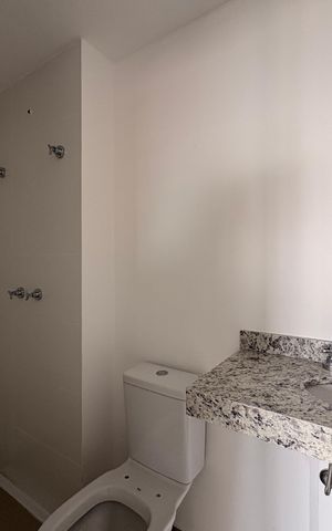 Apartamento à venda com 44m², 2 quartos e sem vaga Apartamento à venda com 44m², 2 quartos e sem vagaBanheiro