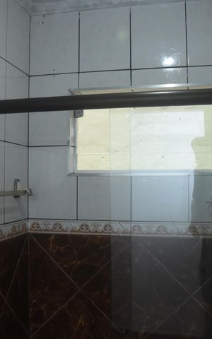 Casa para alugar com 140m², 2 quartos e 2 vagasBanheiro
