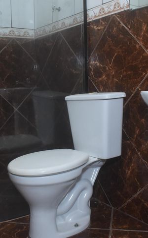 Casa para alugar com 140m², 2 quartos e 2 vagasBanheiro