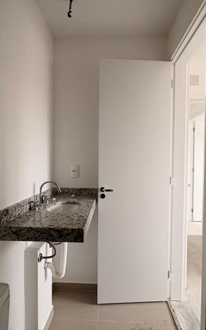 Apartamento à venda com 44m², 2 quartos e sem vaga Apartamento à venda com 44m², 2 quartos e sem vagaBanheiro da suíte