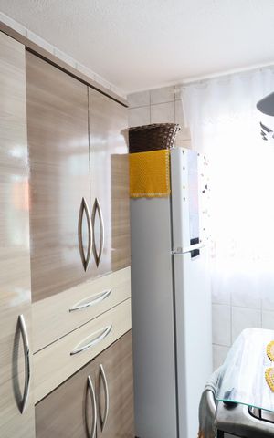 Apartamento à venda com 45m², 2 quartos e 1 vagaCozinha e Área de Serviço