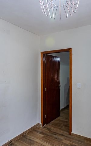 Casa para alugar com 60m², 2 quartos e 1 vaga Casa para alugar com 60m², 2 quartos e 1 vagaSala