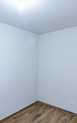 Casa para alugar com 60m², 2 quartos e 1 vaga Casa para alugar com 60m², 2 quartos e 1 vagaQuarto