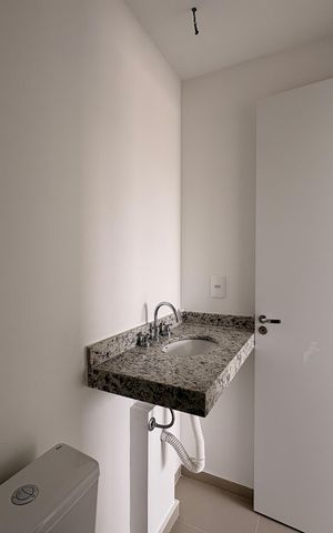 Apartamento à venda com 44m², 2 quartos e 1 vaga Apartamento à venda com 44m², 2 quartos e 1 vagaBanheiro da suíte