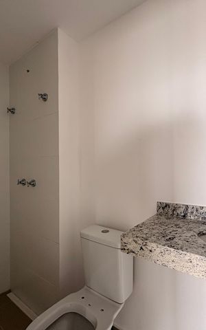 Apartamento à venda com 44m², 2 quartos e 1 vaga Apartamento à venda com 44m², 2 quartos e 1 vagaBanheiro