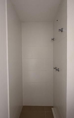 Apartamento à venda com 44m², 2 quartos e 1 vaga Apartamento à venda com 44m², 2 quartos e 1 vagaBanheiro