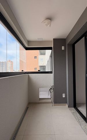 Apartamento à venda com 44m², 2 quartos e 1 vaga Apartamento à venda com 44m², 2 quartos e 1 vagaVaranda
