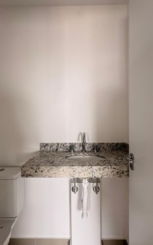 Apartamento à venda com 44m², 2 quartos e 1 vaga Apartamento à venda com 44m², 2 quartos e 1 vagaBanheiro