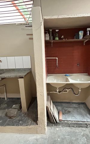 Casa para alugar com 136m², 2 quartos e 1 vagaÁrea de Serviço