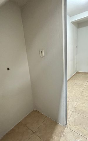 Casa para alugar com 136m², 2 quartos e 1 vagaÁrea comum