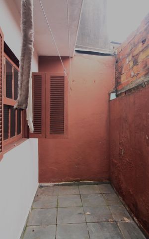 Casa para alugar com 39m², 1 quarto e sem vagaFundos da casa