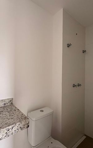 Apartamento à venda com 44m², 2 quartos e 1 vaga Apartamento à venda com 44m², 2 quartos e 1 vagaBanheiro da Suíte