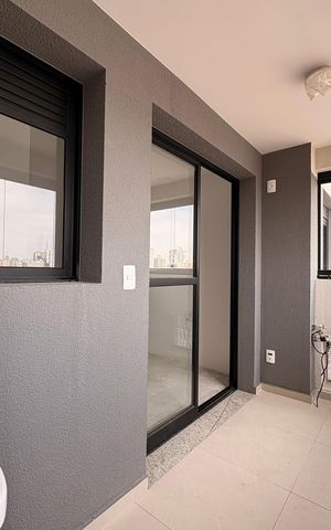 Apartamento à venda com 44m², 2 quartos e 1 vaga Apartamento à venda com 44m², 2 quartos e 1 vagaVaranda