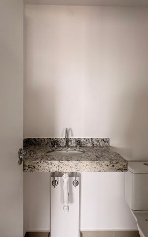 Apartamento à venda com 44m², 2 quartos e 1 vaga Apartamento à venda com 44m², 2 quartos e 1 vagaBanheiro