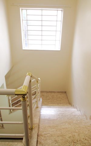 Casa para alugar com 275m², 3 quartos e 4 vagasEscada