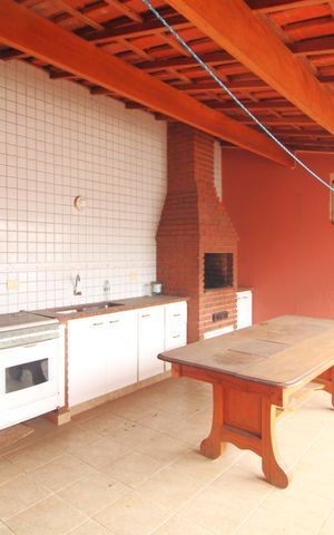 Casa para alugar com 275m², 3 quartos e 4 vagasChurrasqueira
