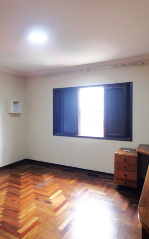 Casa para alugar com 275m², 3 quartos e 4 vagasQuarto 2