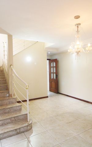 Casa para alugar com 275m², 3 quartos e 4 vagasSala 2