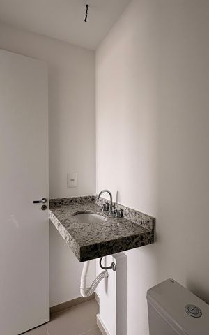 Apartamento à venda com 44m², 2 quartos e 1 vaga Apartamento à venda com 44m², 2 quartos e 1 vagaBanheiro da suíte