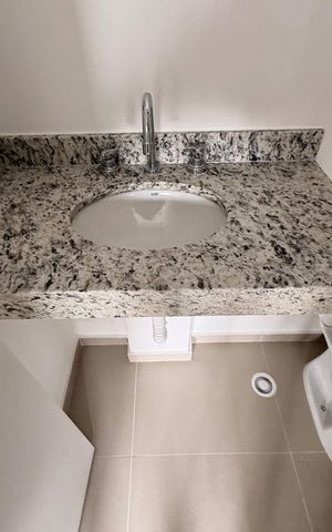 Apartamento à venda com 44m², 2 quartos e 1 vaga Apartamento à venda com 44m², 2 quartos e 1 vagaBanheiro