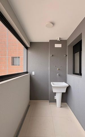 Apartamento à venda com 44m², 2 quartos e 1 vaga Apartamento à venda com 44m², 2 quartos e 1 vagaLavanderia/ varanda