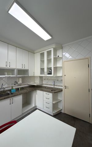 Apartamento à venda com 104m², 3 quartos e 2 vagasCozinha