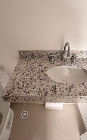 Apartamento à venda com 44m², 2 quartos e 1 vaga Apartamento à venda com 44m², 2 quartos e 1 vagaBanheiro da Suíte
