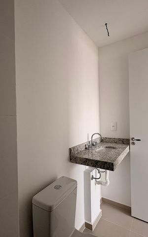 Apartamento à venda com 44m², 2 quartos e 1 vaga Apartamento à venda com 44m², 2 quartos e 1 vagaBanheiro da Suíte