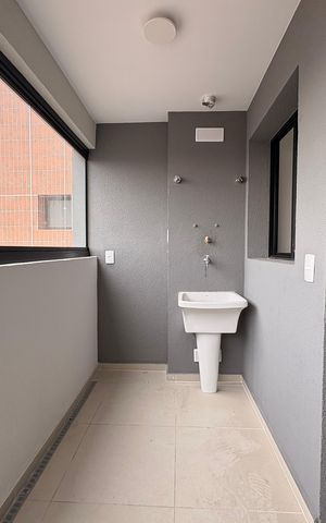 Apartamento à venda com 44m², 2 quartos e 1 vaga Apartamento à venda com 44m², 2 quartos e 1 vagaLavanderia/ varanda