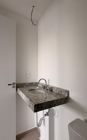Apartamento à venda com 44m², 2 quartos e 1 vaga Apartamento à venda com 44m², 2 quartos e 1 vagaBanheiro