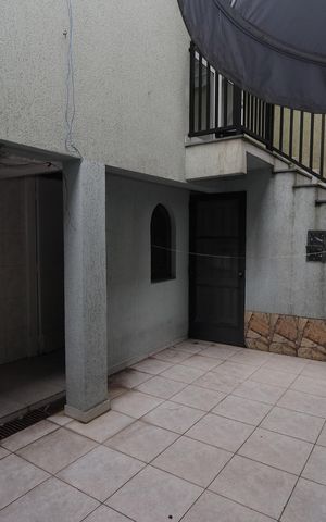 Casa para alugar com 130m², 5 quartos e 5 vagasQuintal