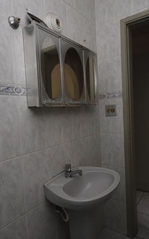 Casa para alugar com 130m², 5 quartos e 5 vagasBanheiro 1