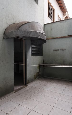 Casa para alugar com 130m², 5 quartos e 5 vagasQuintal