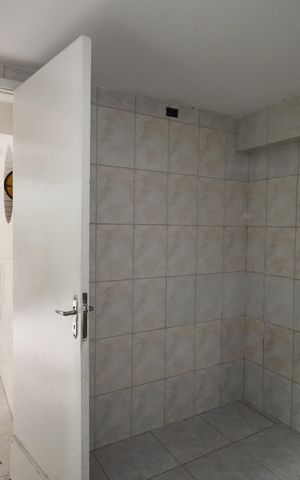 Casa para alugar com 130m², 5 quartos e 5 vagasQuarto 4