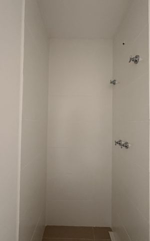 Apartamento à venda com 44m², 2 quartos e 1 vaga Apartamento à venda com 44m², 2 quartos e 1 vagaBanheiro da Suíte