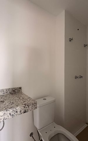 Apartamento à venda com 44m², 2 quartos e sem vaga Apartamento à venda com 44m², 2 quartos e sem vagaBanheiro