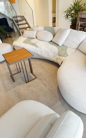 Apartamento para alugar com 220m², 2 quartos e 3 vagasSala