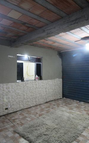 Casa à venda com 72m², 3 quartos e 1 vagaGaragem