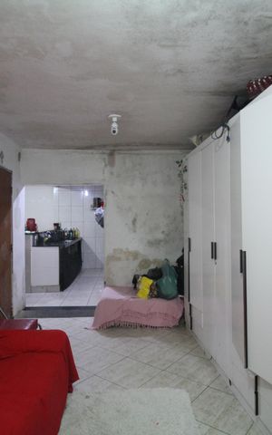 Casa à venda com 72m², 3 quartos e 1 vagaSala