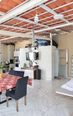 Casa de condomínio à venda com 145m², 3 quartos e 1 vaga Casa de condomínio à venda com 145m², 3 quartos e 1 vagaTerraço