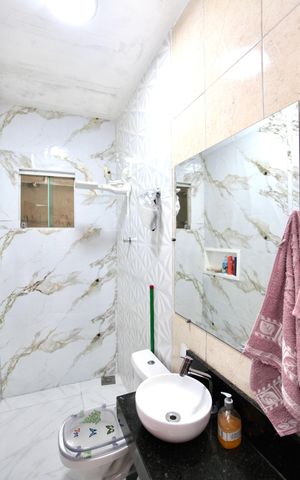 Casa de condomínio à venda com 145m², 3 quartos e 1 vaga Casa de condomínio à venda com 145m², 3 quartos e 1 vagaBanheiro Social