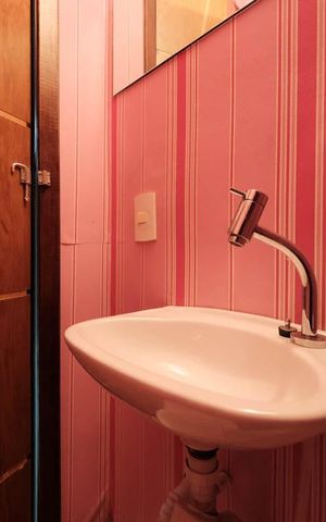 Casa de condomínio para alugar com 55m², 2 quartos e 1 vagaLavabo