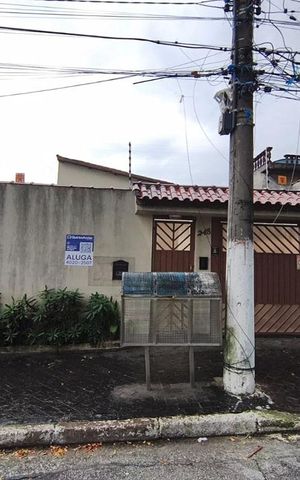 Casa de condomínio para alugar com 55m², 2 quartos e 1 vagaFachada