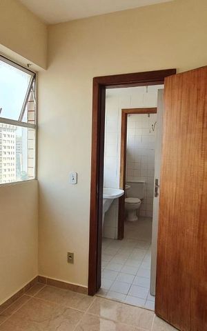 Apartamento para alugar com 76m², 2 quartos e 1 vaga Apartamento para alugar com 76m², 2 quartos e 1 vagaÁrea de Serviço - DCE