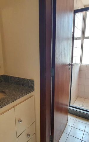 Apartamento para alugar com 76m², 2 quartos e 1 vaga Apartamento para alugar com 76m², 2 quartos e 1 vagaBanheiro Social