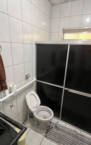 Casa à venda com 162m², 4 quartos e 4 vagas
