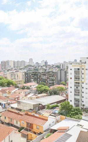Apartamento à venda com 122m², 2 quartos e 2 vagas Apartamento à venda com 122m², 2 quartos e 2 vagasVista da Sacada